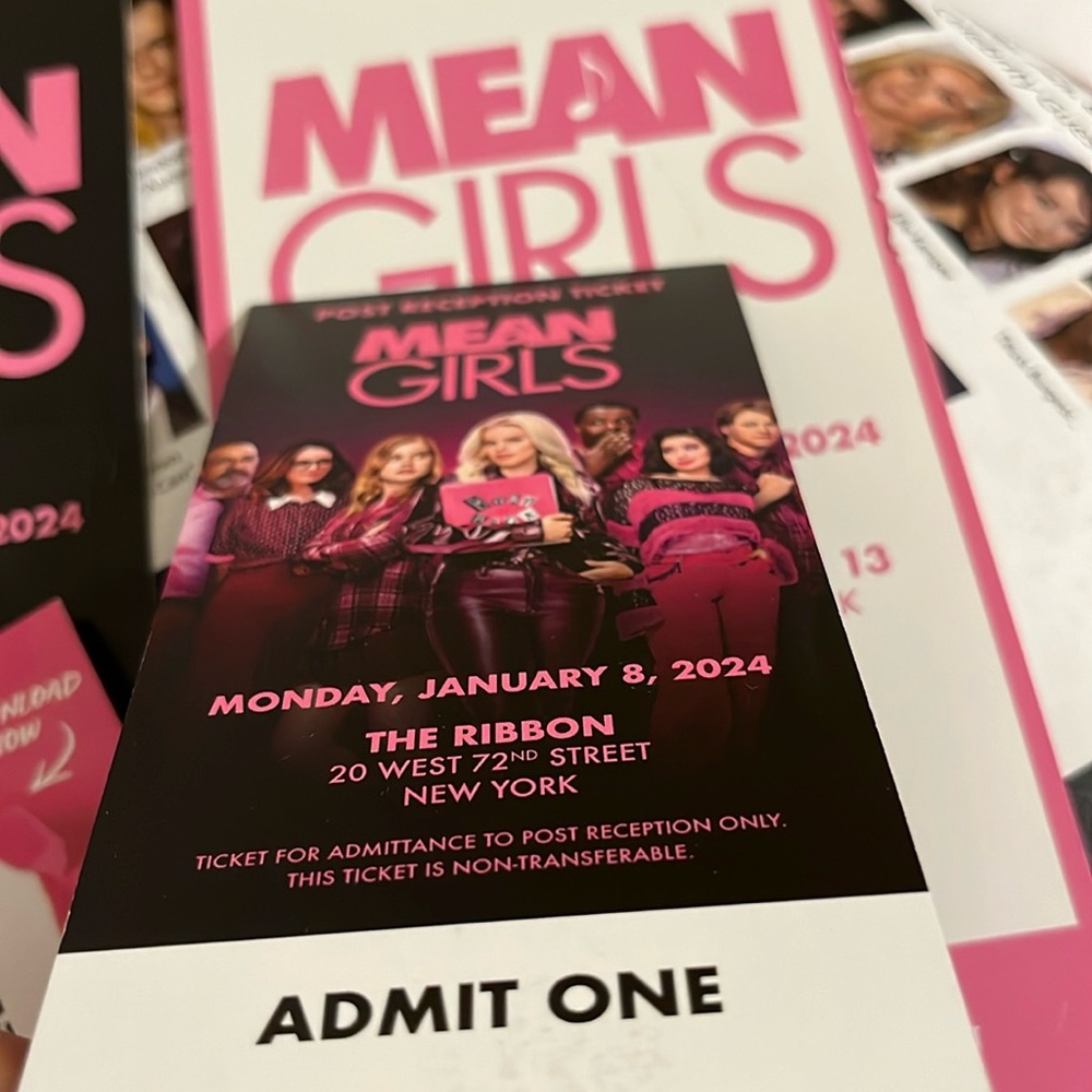 Means Girls Bundle: NY World Premiere Tics, Poster Playbill Lindsay BONUS 1/24 - Picture 3 of 16